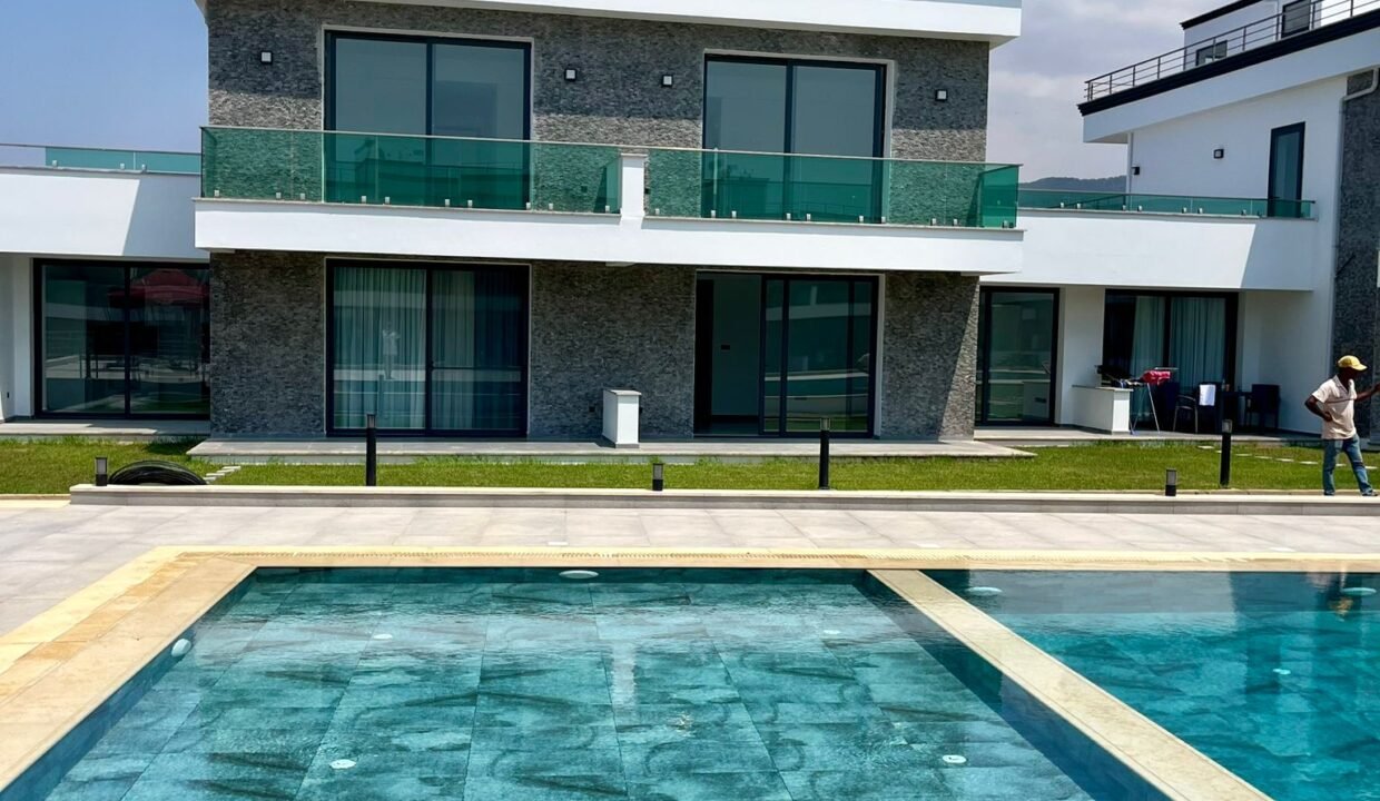 715eeef1-4506-4d05-9c72-69f607b5b795