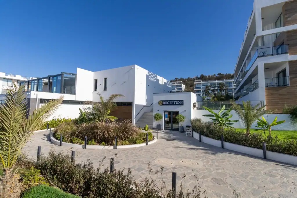 Cliff: Apartments and Villas in Esentepe, North Cyprus