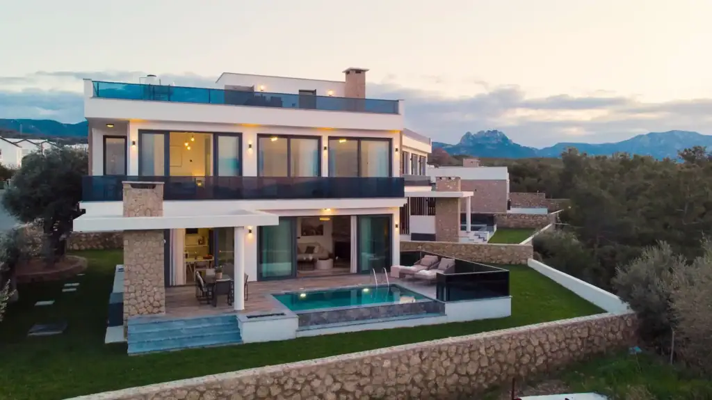 The Royals: Villas in Esentepe, North Cyprus